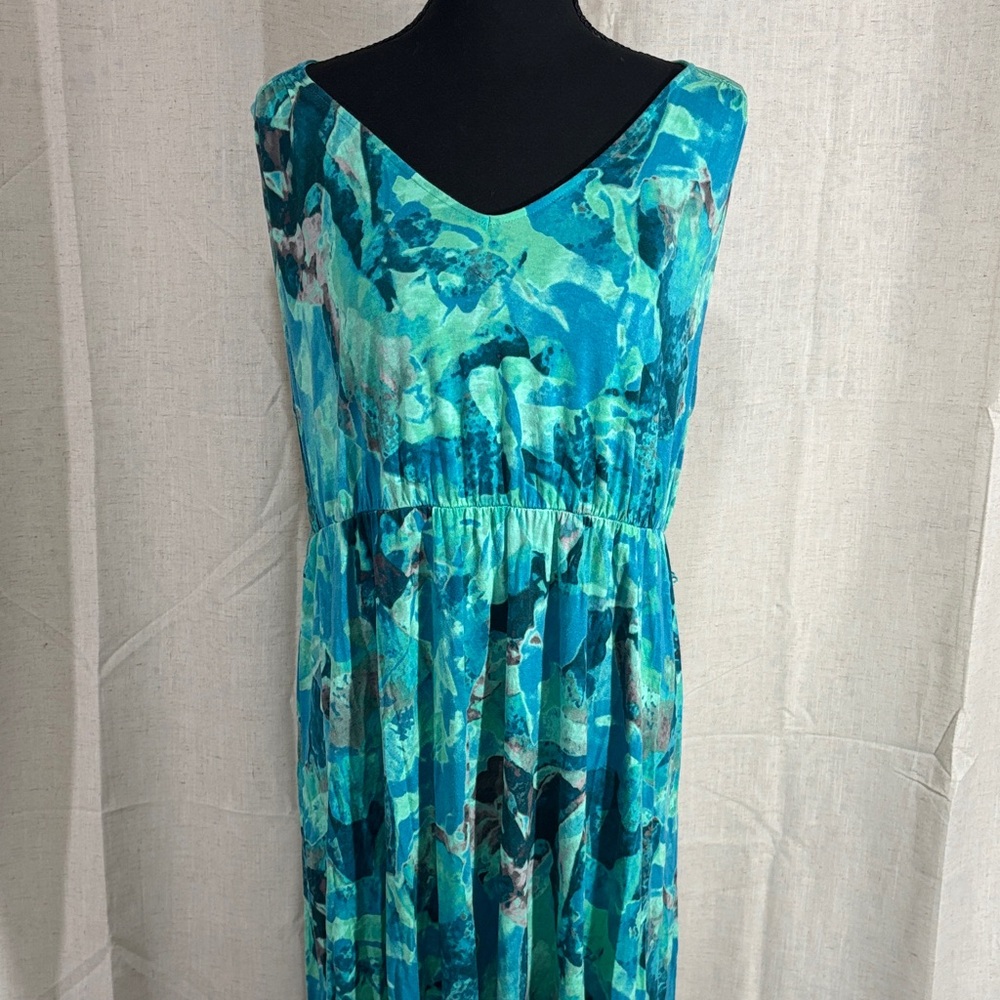 Liz Lange Teal Aqua Abstract Print V-Neck Maternity/Midi Dress